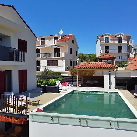 Viva-by The Sea-garden & Terraces By Interhome * Seget Vranjica